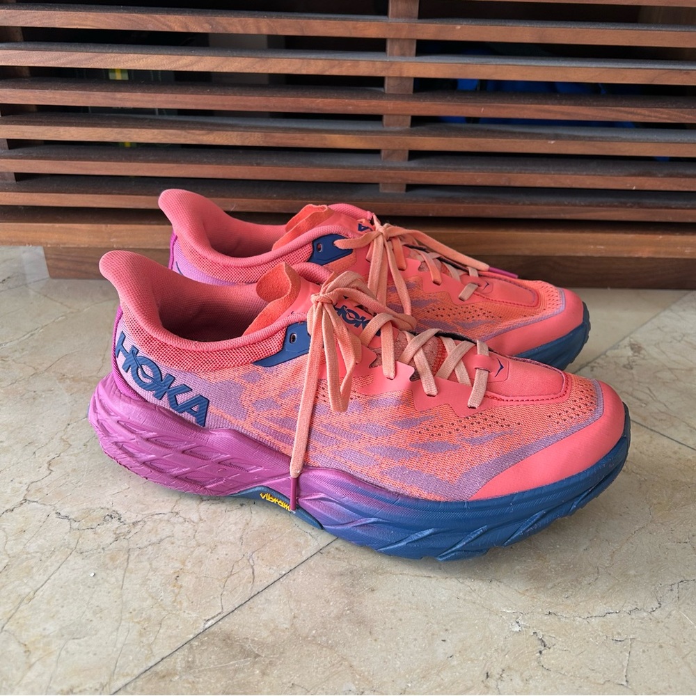 Hoka One One SpeedGoat 5 Sneakers - Picture 2 of 14